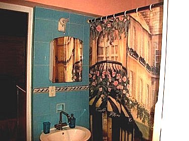 Ba&ntilde;o 1 del apartamento